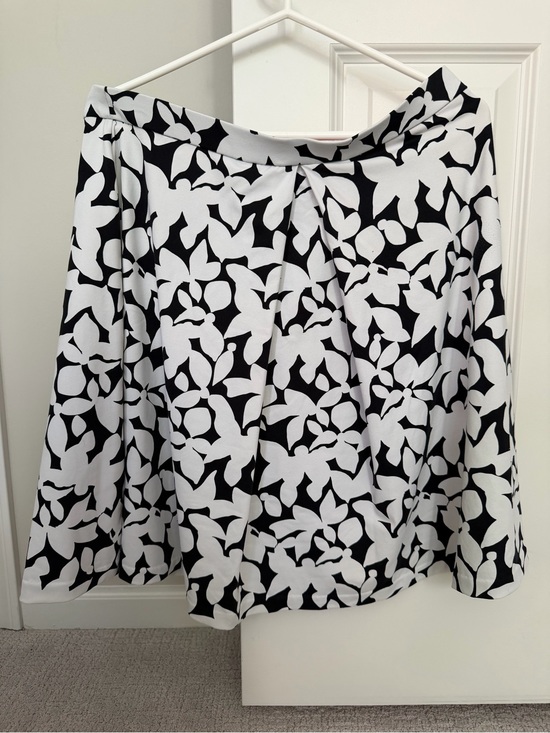 Cynthia Rowley Dresses & Skirts - Cynthia Rowley Black & White Floral Skirt